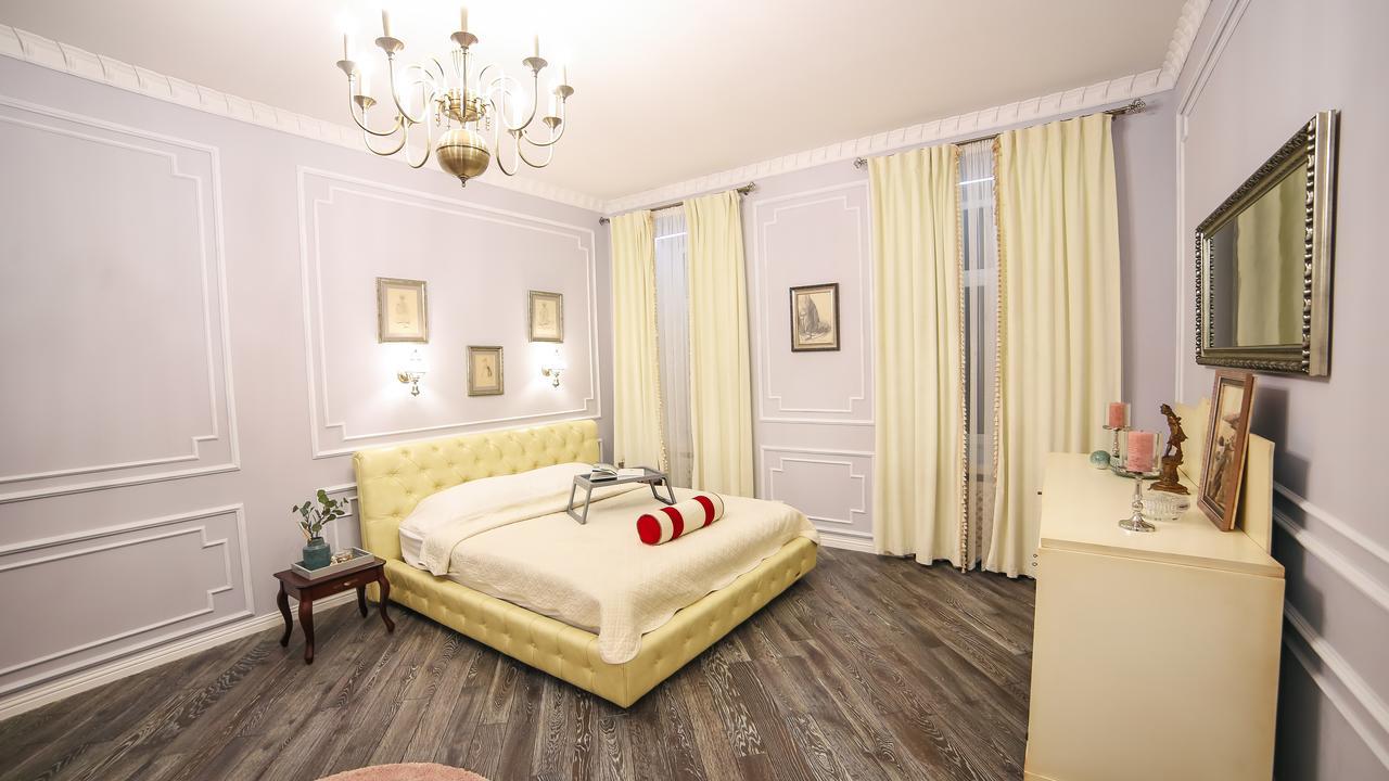 Franco Luxury Lägenhet Lviv Exteriör bild